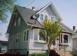 344 Harrison Ave, Waukesha, WI 53186