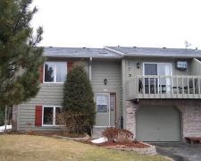 625 Dundee Ln., Hartland, WI 53029