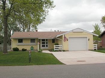 1041 Shorewood Dr., Shelby, WI 54601