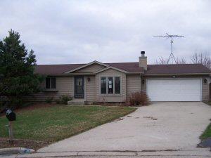 400 Hill Cir., Iron Ridge, WI 53035