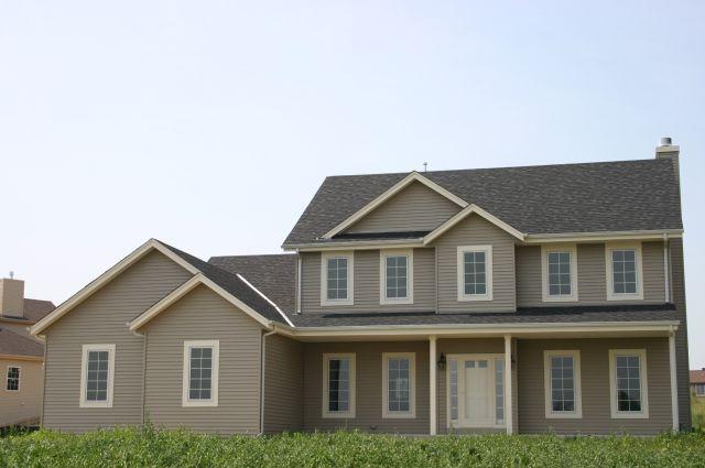 N831 Hickory Hills Dr., Ashippun, WI 53003