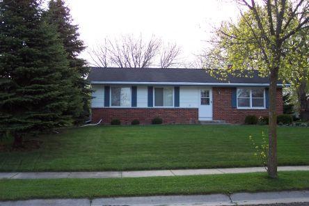 171 S Regis Rd., Saukville, WI 53080