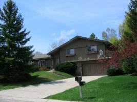 12625 N Yvonne Dr., Mequon, WI 53092