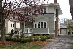 4032 N Farwell, Shorewood, WI 53211