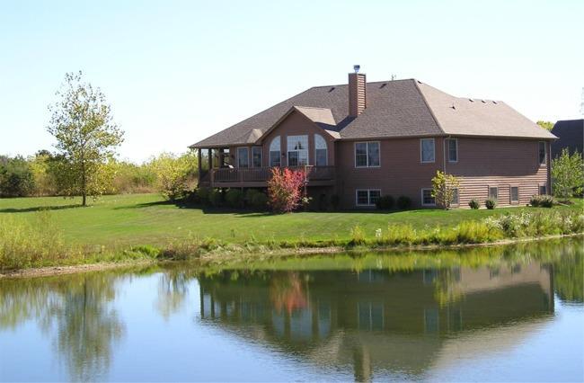 1294 Gullane Ct. #15-17, Geneva, WI 53147