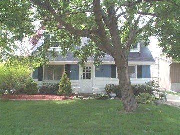 4141 S 91st Pl., Greenfield, WI 53228