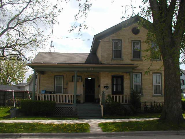 611 N 4th St., Watertown, WI 53098