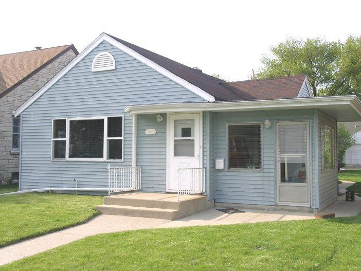 1330 Marion, South Milwaukee, WI 53172