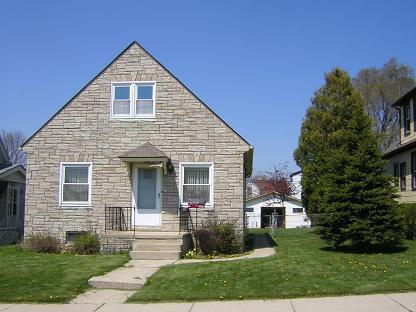 1322 Marquette Ave., South Milwaukee, WI 53172
