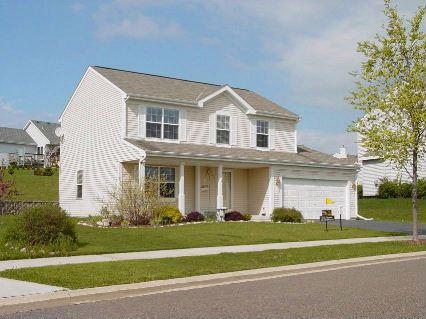 1260 Kennedy Dr., Hartford, WI 53027