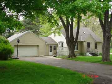 558 Court Rd., Onalaska, WI 54650