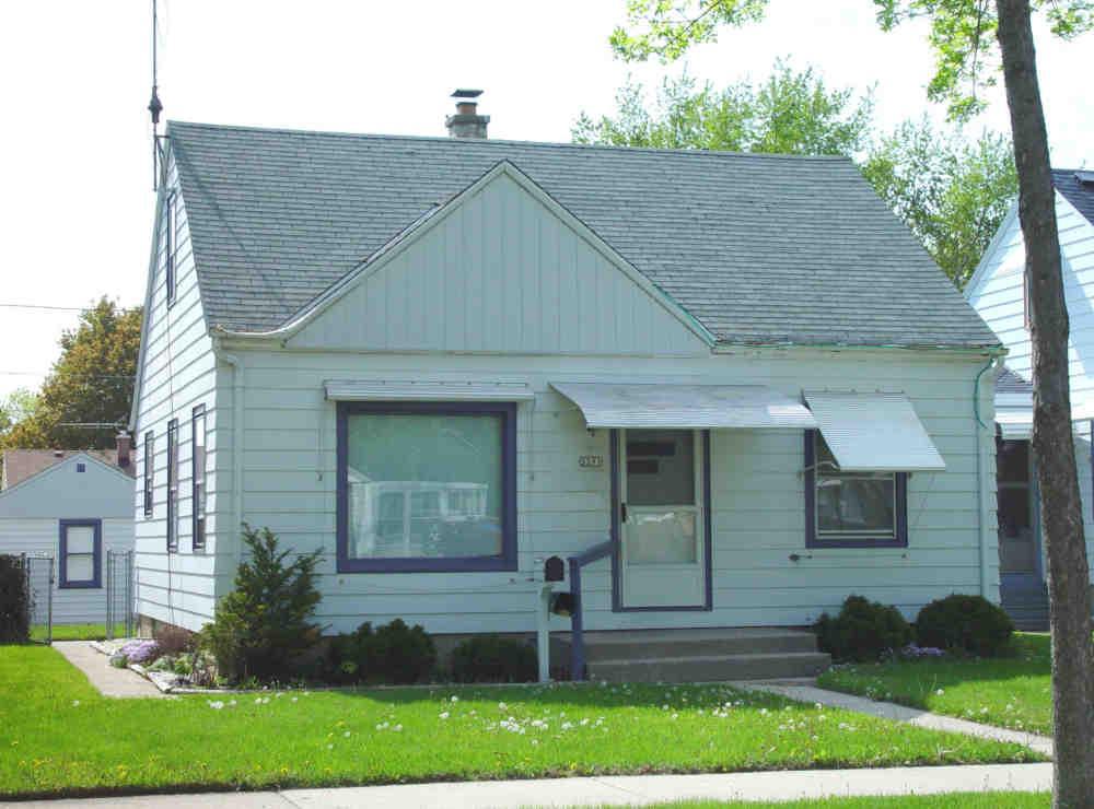 3391 S Burrell St., Milwaukee, WI 53207