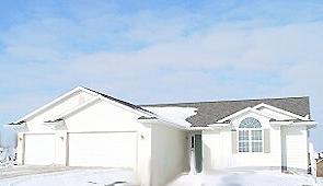 1004 Larkspur Rd., Plymouth, WI 53073