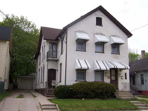 1518 Geneva St, Racine, WI 53404