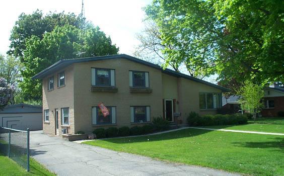 12 Spencer St., Elkhorn, WI 53121