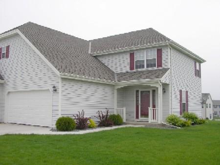 991 Autumn Ridge Dr., Oconomowoc, WI 53066