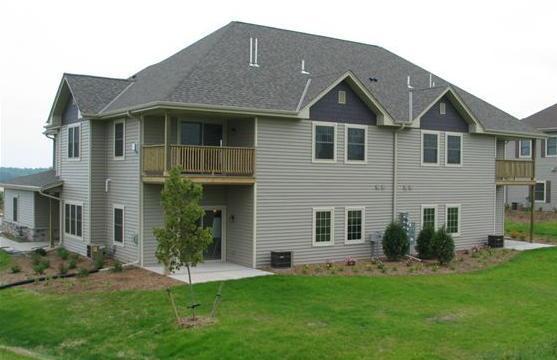 1645 New Port Vista, Port Washington, WI 53074