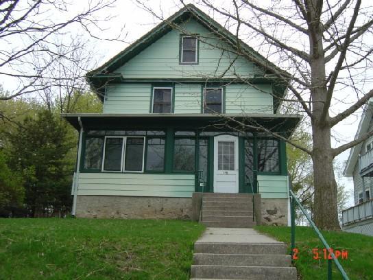 146 N 10th Ave., West Bend, WI 53095