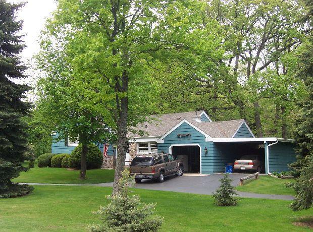 16830 Meadow View Dr., Brookfield, WI 53005