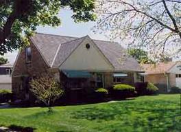 4940 W Kinnickinnic River, Milwaukee, WI 53219