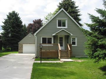 13905 Wrayburn Rd., Elm Grove, WI 53122