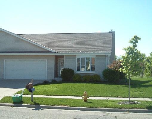 1425 Vogt Dr., West Bend, WI 53095