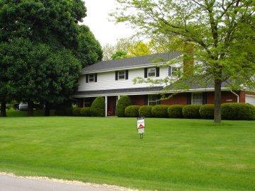 S8W26465 Maple Way, Waukesha, WI 53188