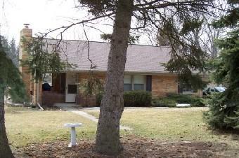 9207 W Carpenter Ave., Greenfield, WI 53228