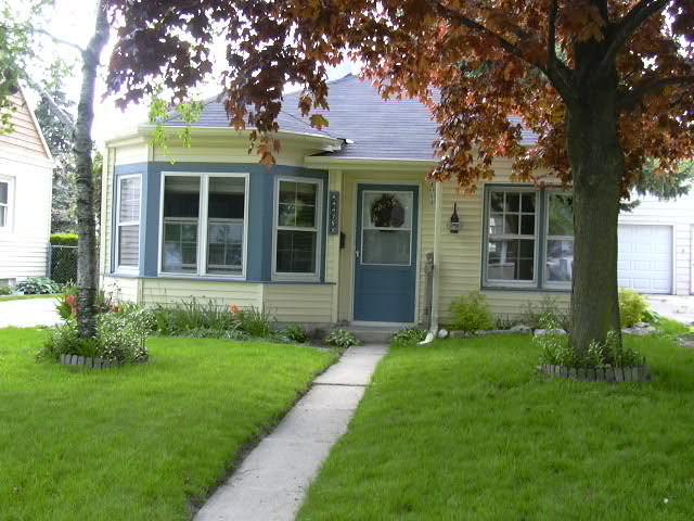 4475 S Quincy Ave., Milwaukee, WI 53207