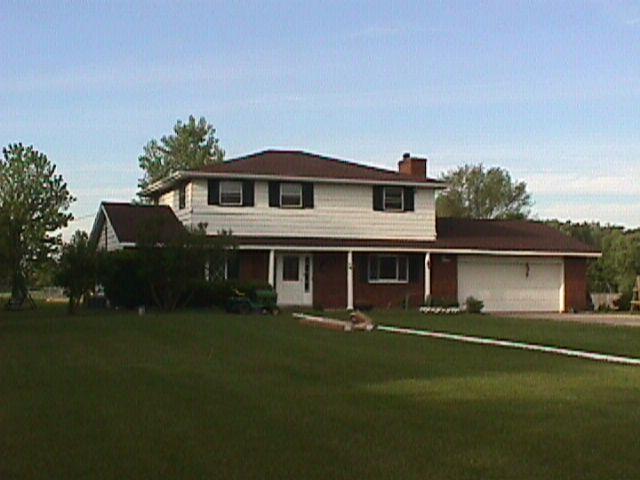 S47W25209 Lawnsdale Rd, Waukesha, WI 53189