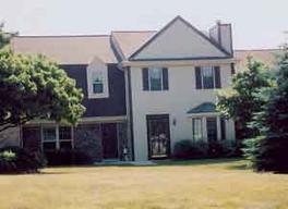 348 Willow Grove #F, Pewaukee, WI 53072