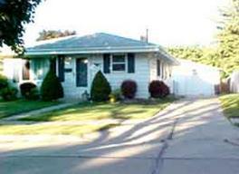 825 Roosevelt Ave., Racine, WI 53406