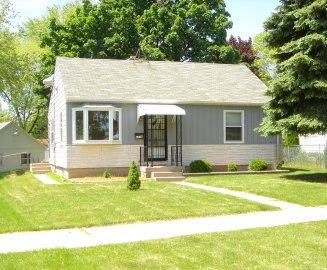 3349 N 82nd St., Milwaukee, WI 53222