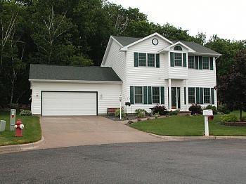 710 Liberty Ln, Holmen, WI 54636