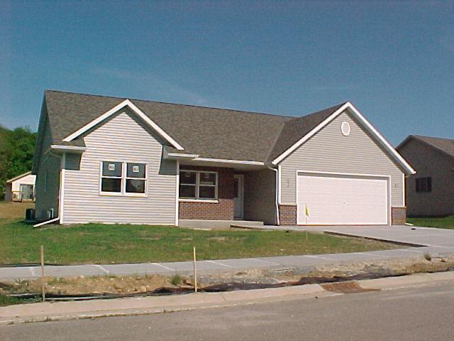 414 Northview Tr., Hartford, WI 53027