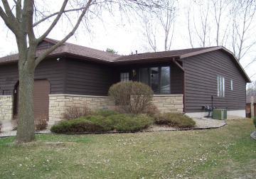 619 Oak Ave., Onalaska, WI 54650