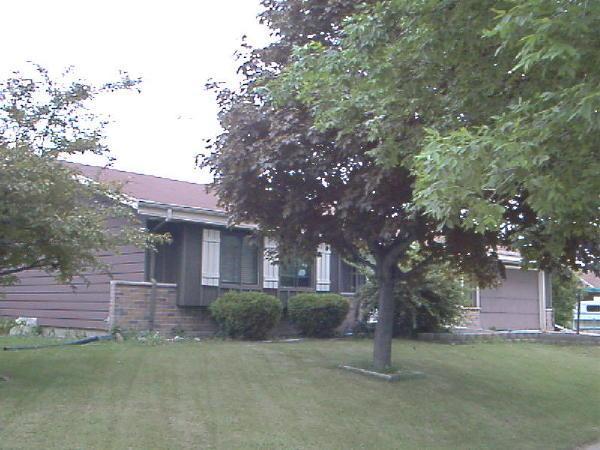 610 Crocus Ct., West Bend, WI 53095