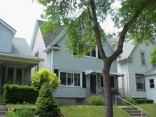 2915 S Clement Ave., Milwaukee, WI 53207