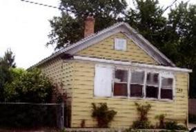 943 Geneva St., Racine, WI 53404