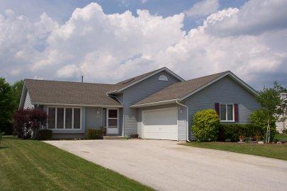 N28W22552 Foxwood Ln., Pewaukee, WI 53186