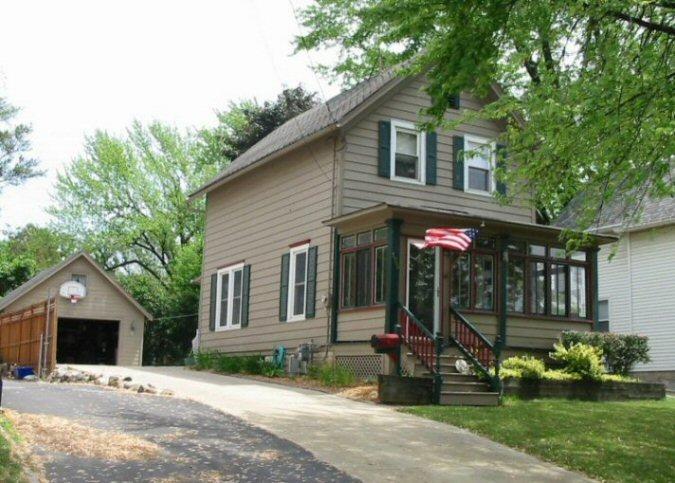 155 Tenny Ave., Waukesha, WI 53186