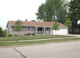 2142 Skyline Dr., West Bend, WI 53090