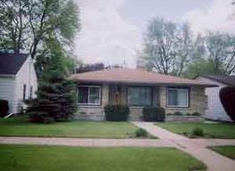 151 Estberg Ave., Waukesha, WI 53186