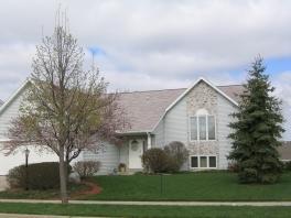 1276 Swallow Rd, Waukesha, WI 53189