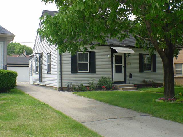 3415 S Howell Ave, Milwaukee, WI 53207