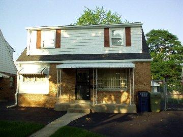 5060 N 61st St, Milwaukee, WI 53218