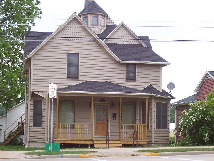 100 E Sumner St., Hartford, WI 53027