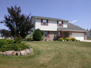 7970 S North Cape, Franklin, WI 53132
