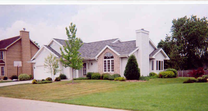 1210 Appaloosa Tr., Caledonia, WI 53402