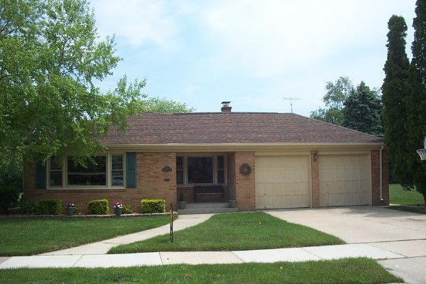 2827 N Wisconsin St, Racine, WI 53402